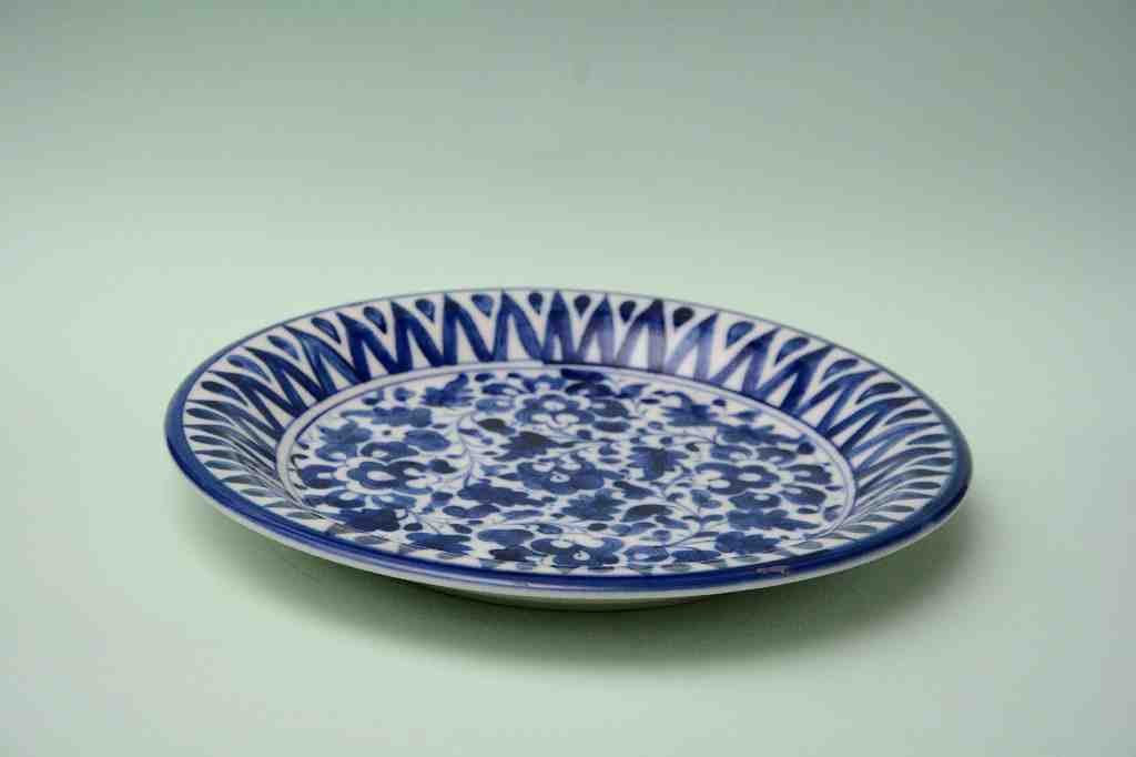 Blue pottery Dinner plate    - Duplicate IMG # 1