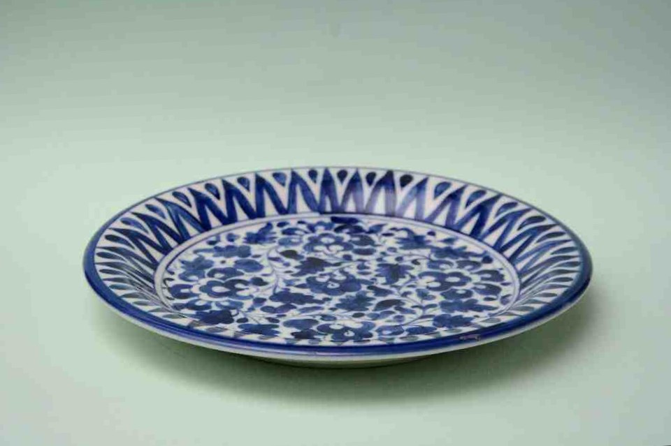 Blue pottery Dinner plate    - Duplicate IMG # 1