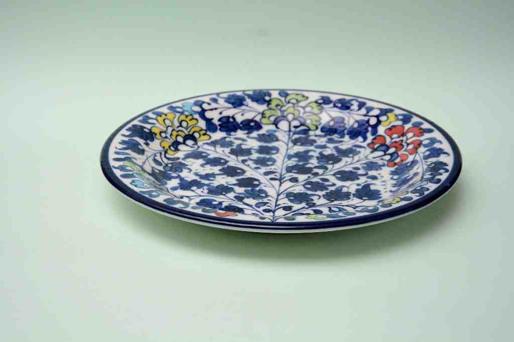 Blue pottery Dinner plate    - Duplicate IMG # 1