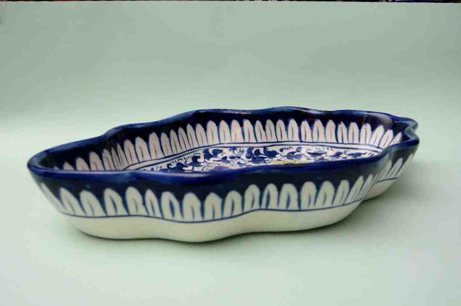  Blue pottery Fruit bowl IMG # 1