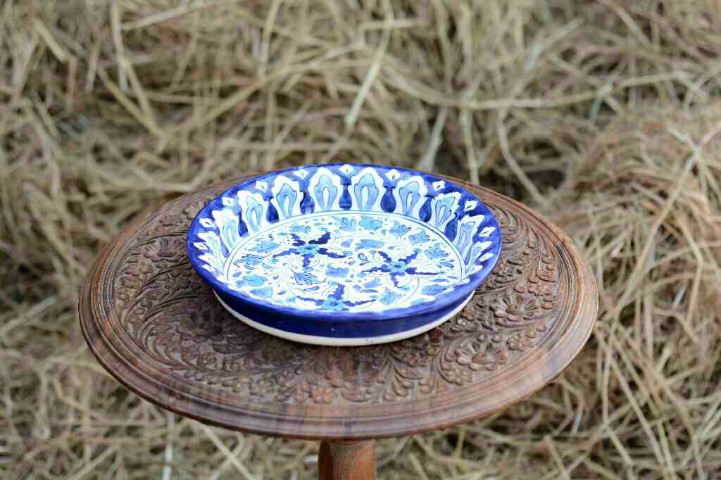 Blue Pottery Round dish IMG # 2