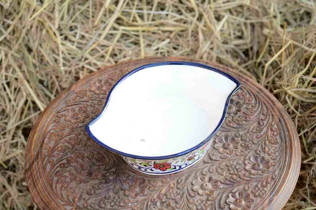 Blue Pottery Leaf Design Serving Bowl IMG # 1