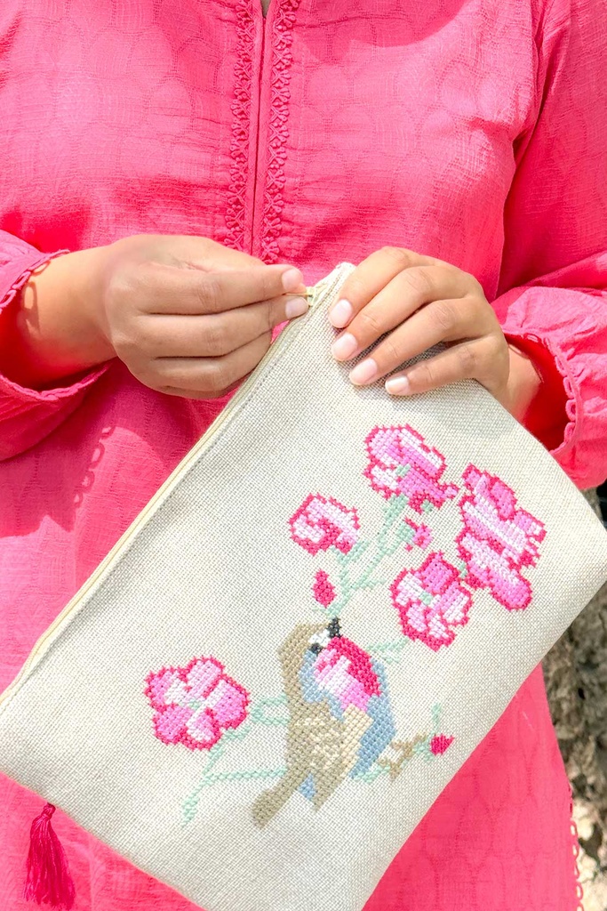 Extra image for Cross-Stitch MAKUP POUCH