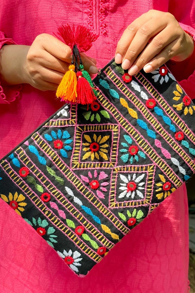 Extra image for SINDHI EMBROIDERED MAKEUP POUCH