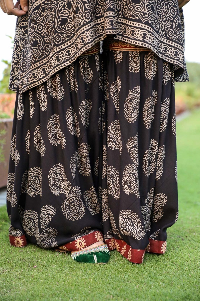 Extra image for Black Ajrakh - LAWN Suit