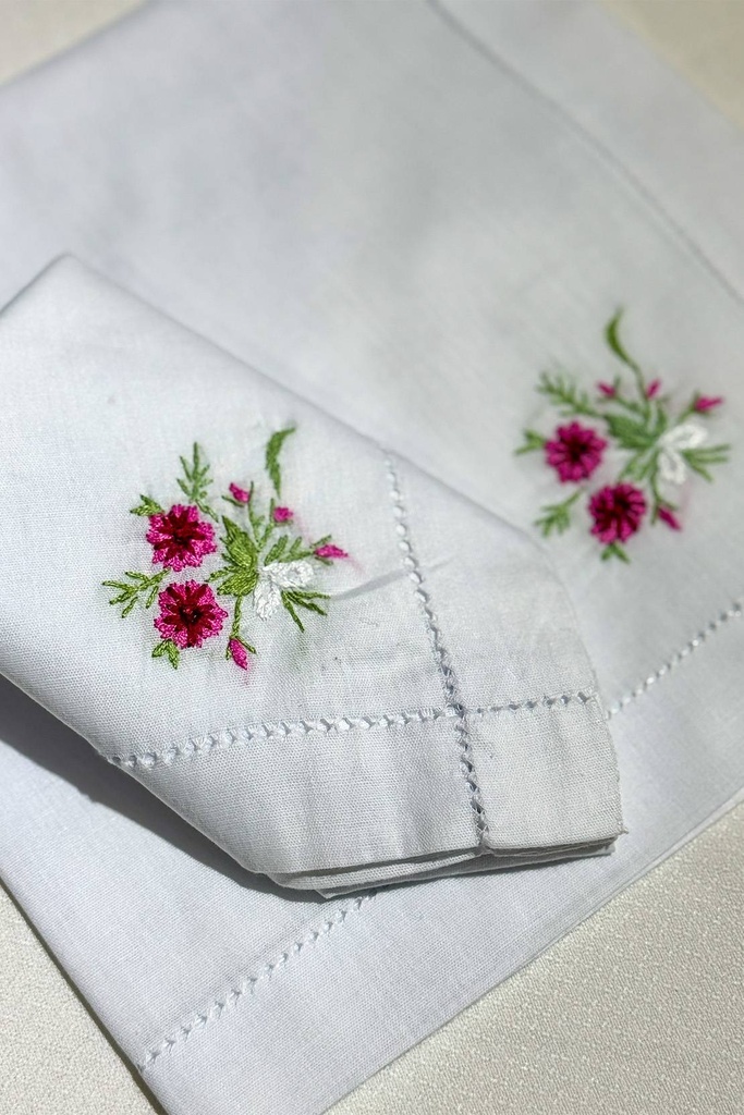 Extra image for Flower Napkins