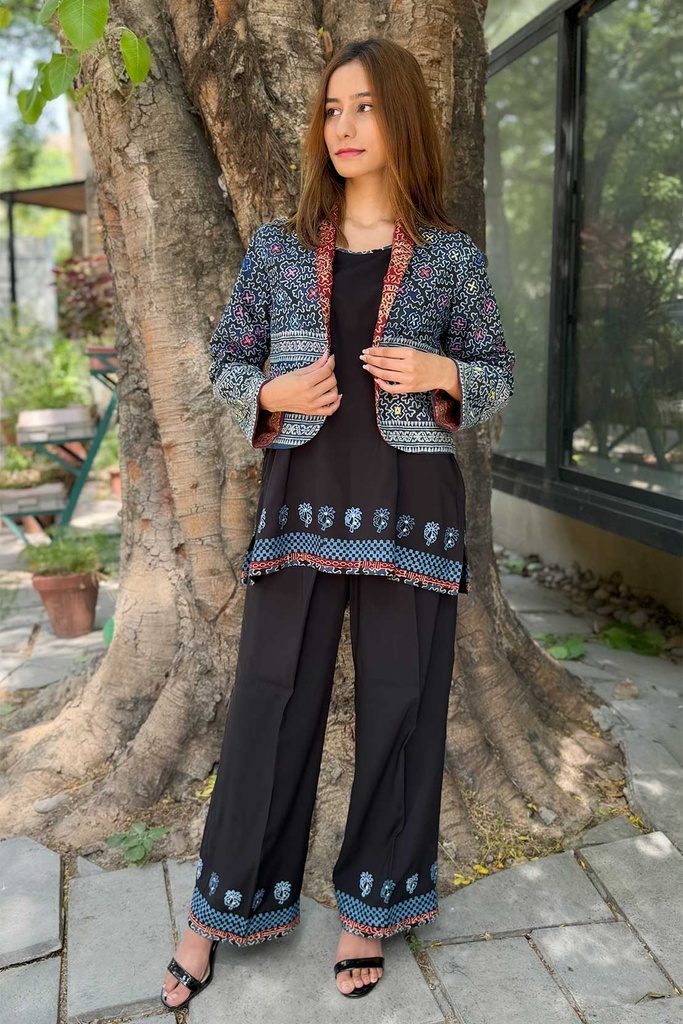 Extra image for Desi Dazzle