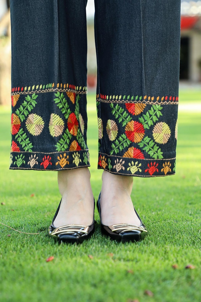 Extra image for Ash - Jacket with Pants.