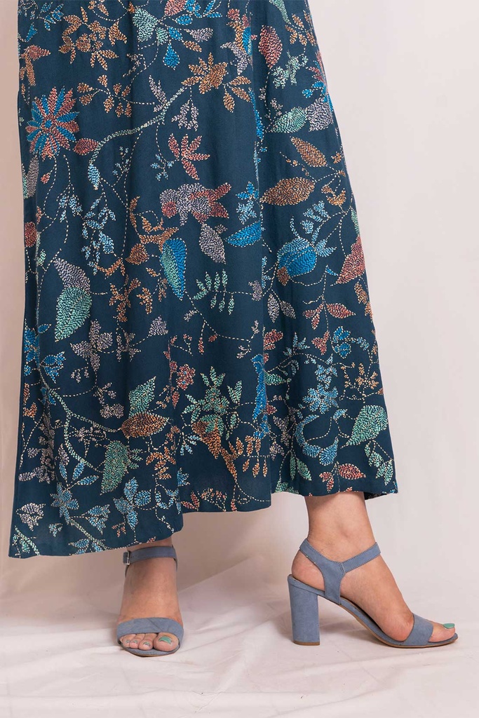 Extra image for kaftan with colourful embroidery