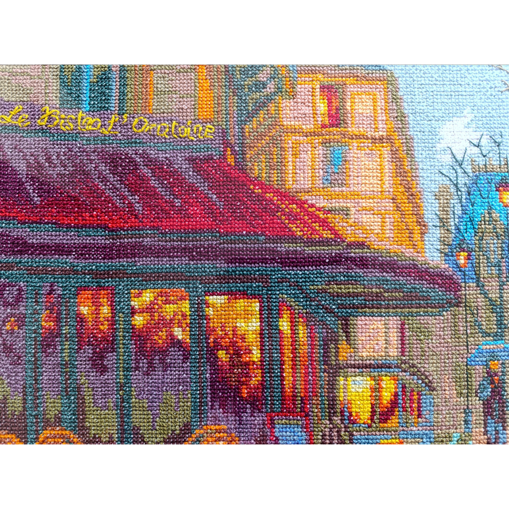 Extra image for Glistening Street