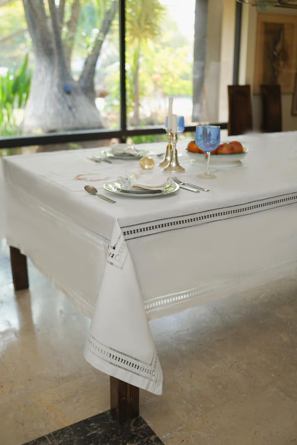 Extra image for Serene Tarkashi Dining Set