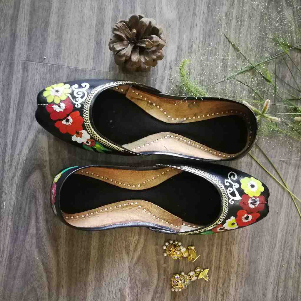 Hand Painted Leather Khussa IMG # 1