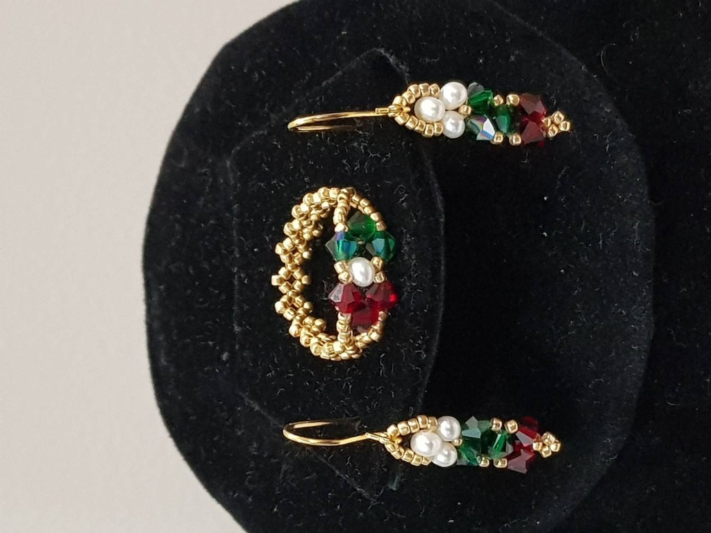 Braided pearls and Swarovski set IMG # 1