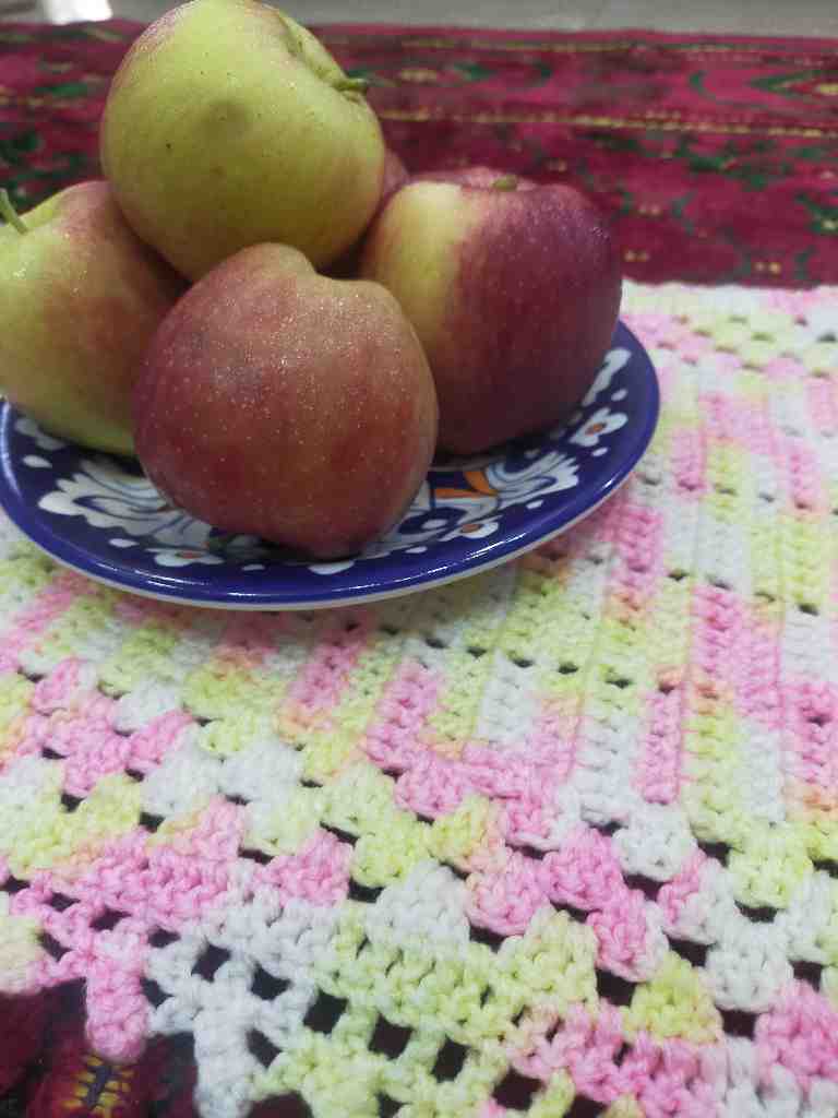 table runner IMG # 1