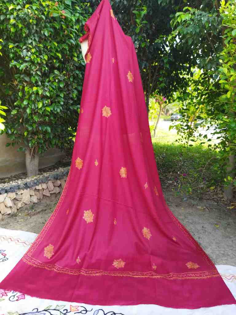 Light weight woollen shawl Pashmina feel IMG # 1