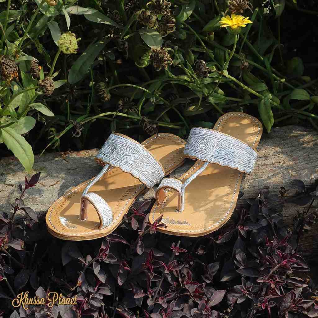 Hand Crafted Ladies Kheri - Duplicate IMG # 1