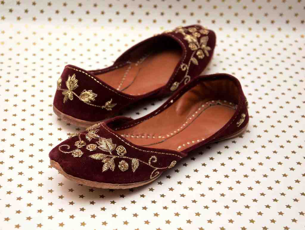 White Silk - Duplicate IMG # 1