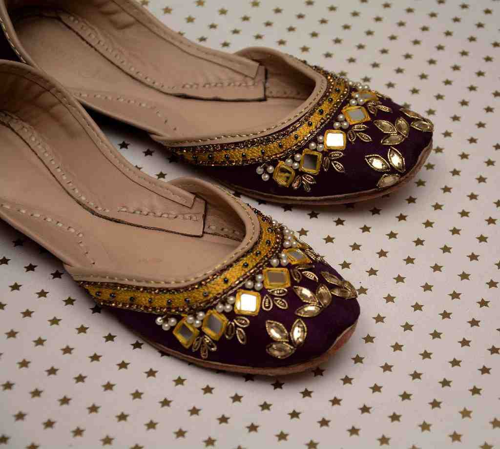 White Leather - Duplicate IMG # 1