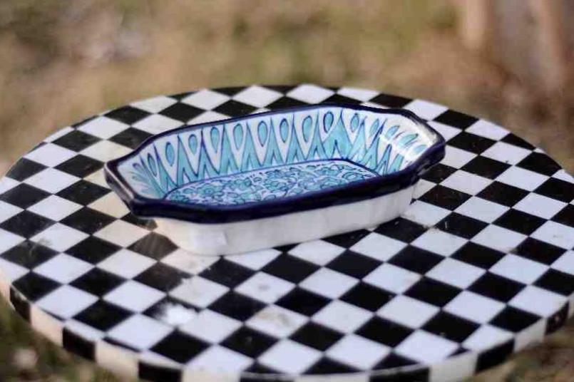 Blue pottery Deep dish IMG # 1