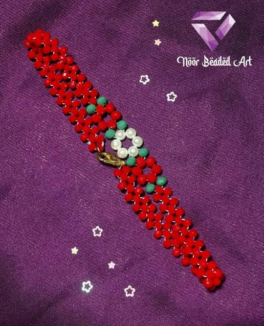 Red flower anklet