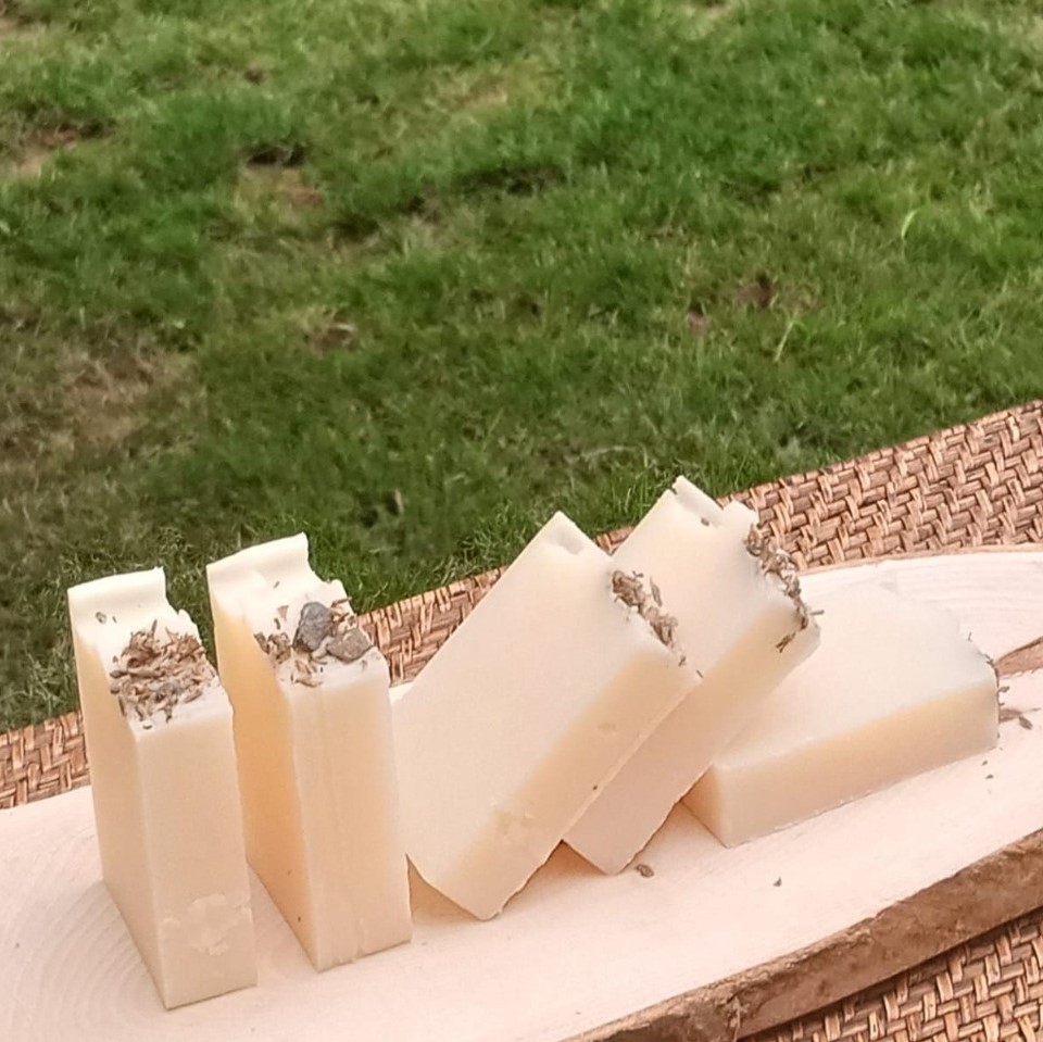 Natural Handmade Coconut & Lavender Body Soap