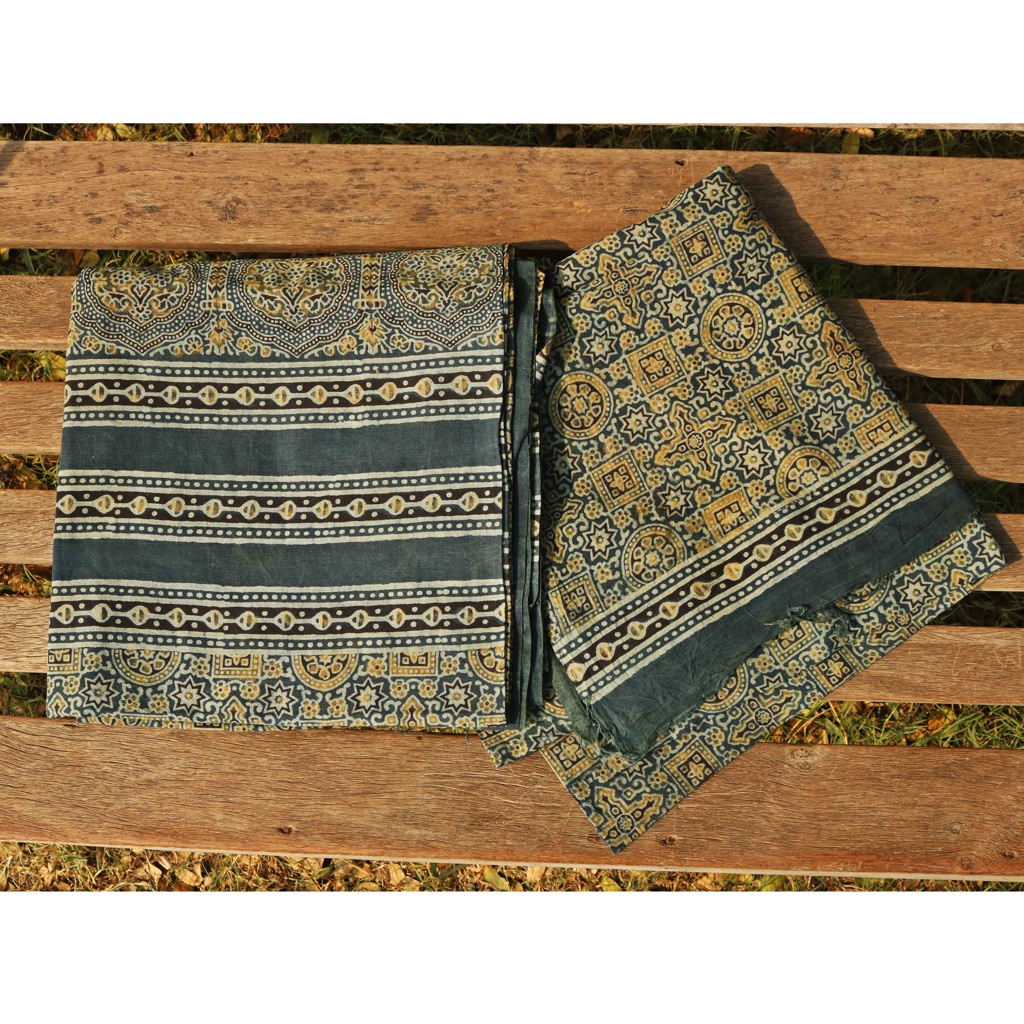 Ajrak - 2 Piece Suit