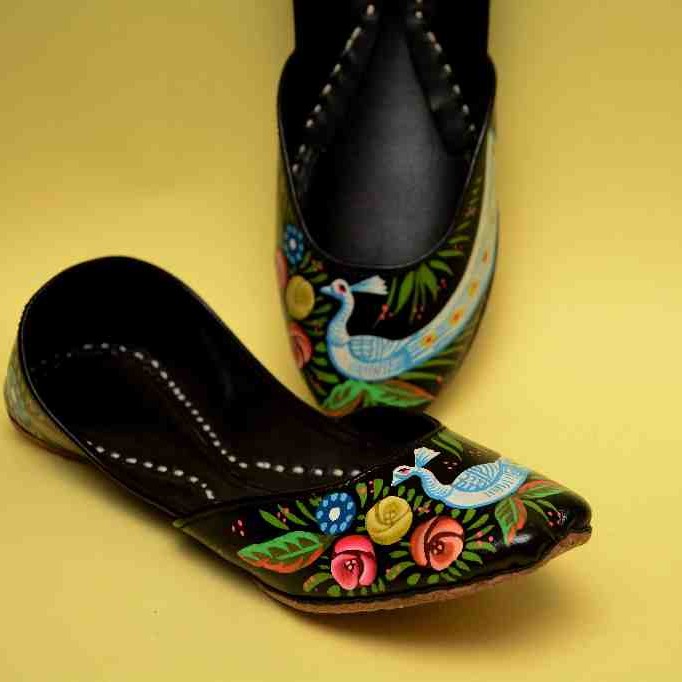  Hand Painted Truck Art Design khussa