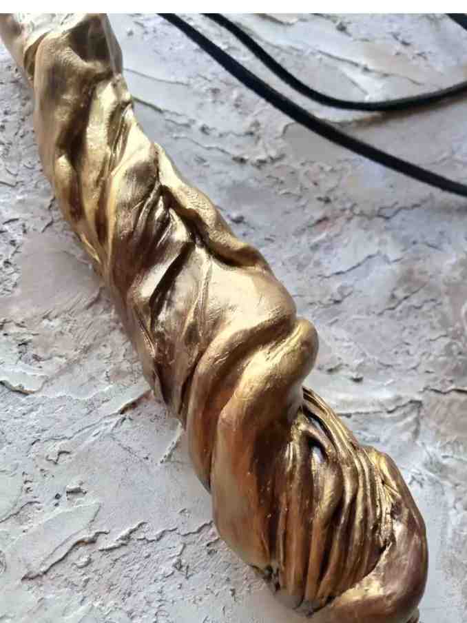 Hand sculpted pendant necklace 