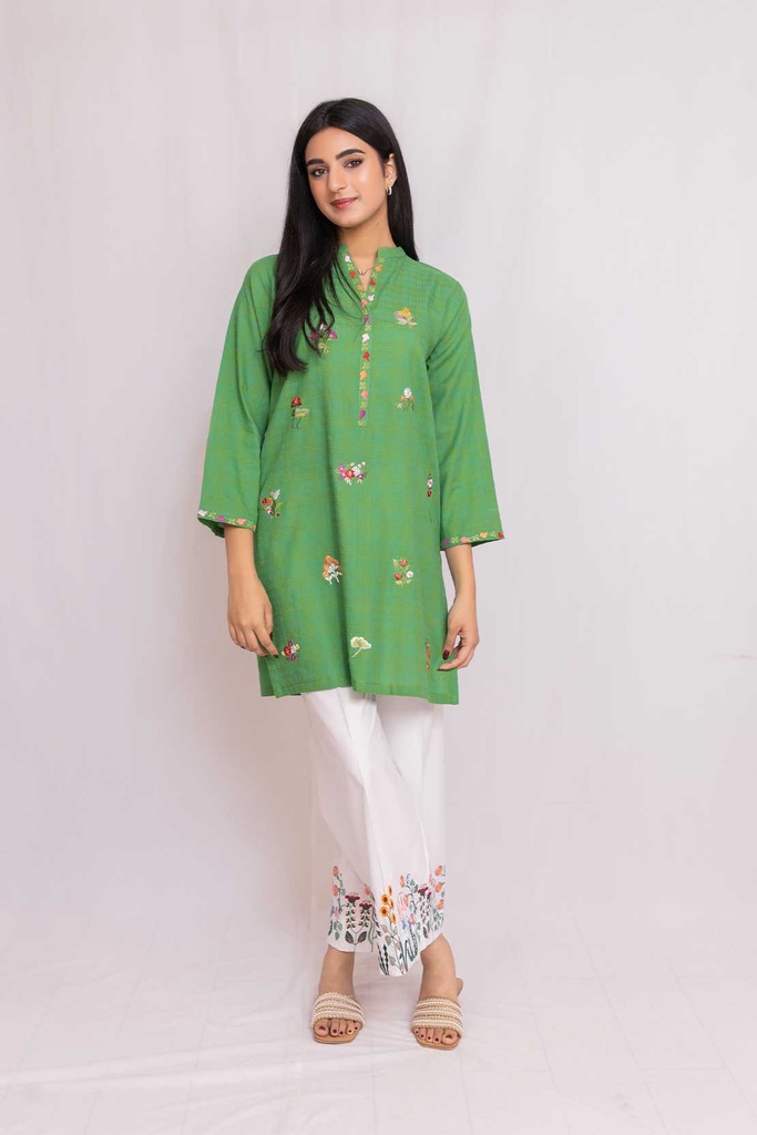 Green Embroidered kurta