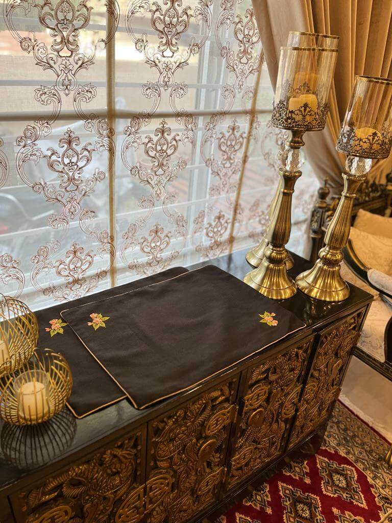 TM-4 Black Jute Tray Mats