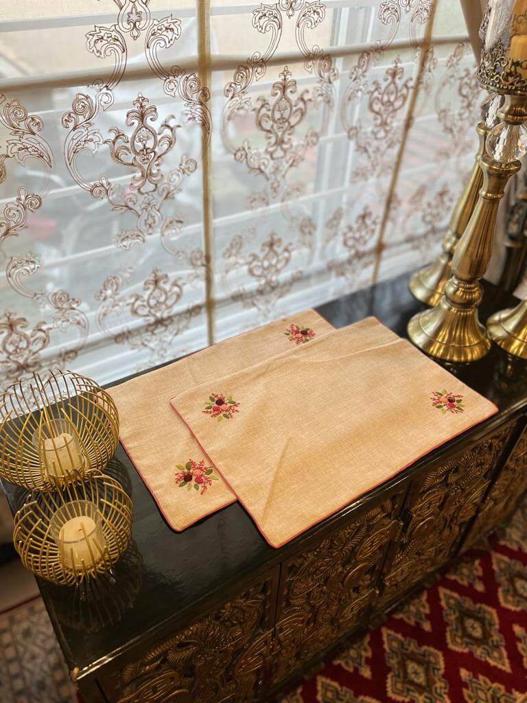 TM-28 Beige Jute Tray Mats