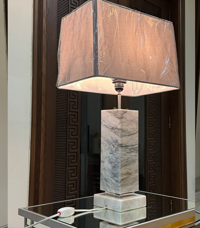 Square Lamp With Veining