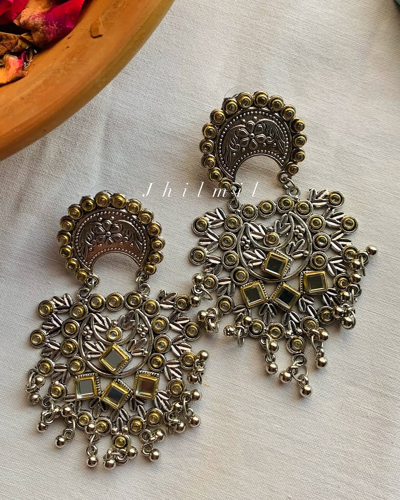Half moon kundan stone earring