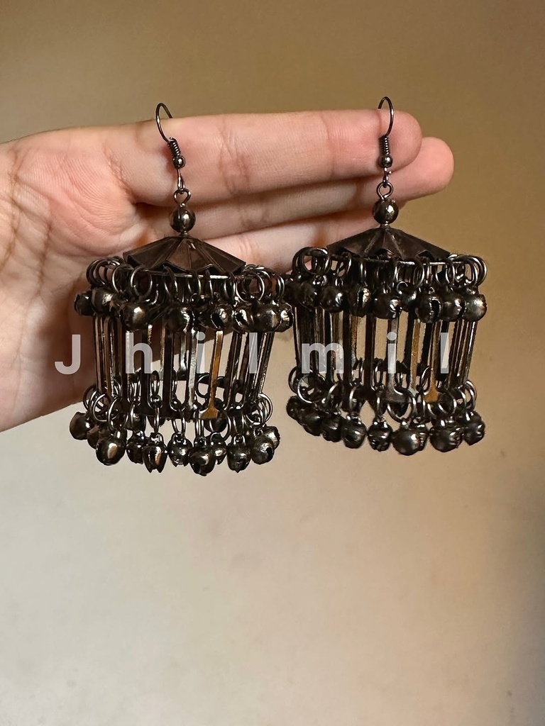 Pinjra Jhumka
