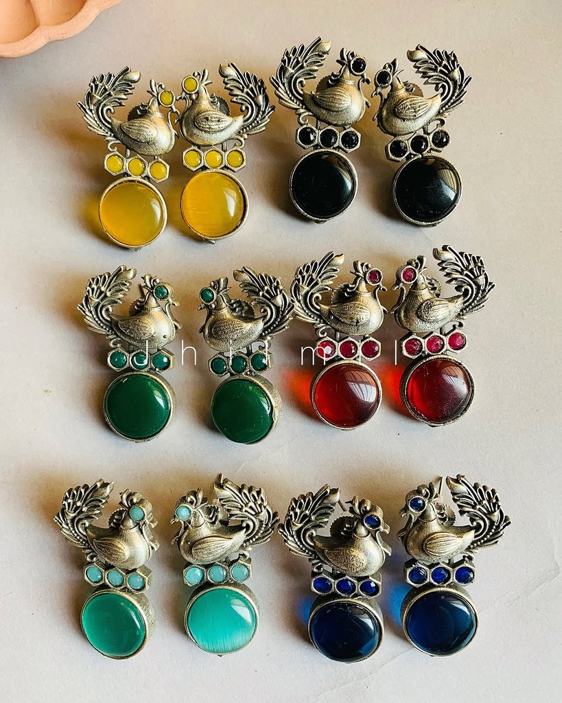 Morni Stone Drop ear candy