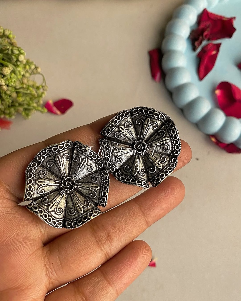 Oxidized Studs - Design B