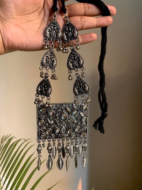 Leaf Latkan mala Set