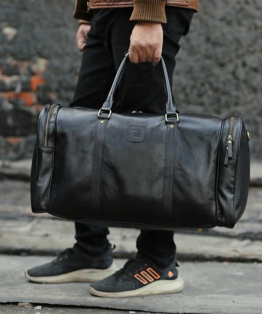 Adventurous – Black