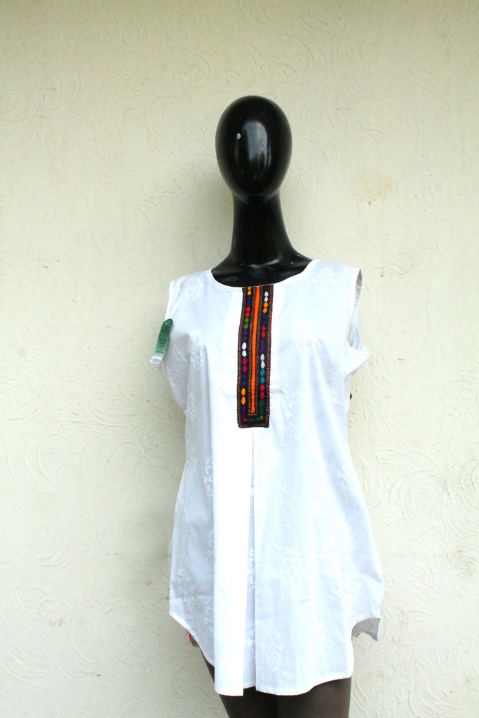 Sleeveless short kurti