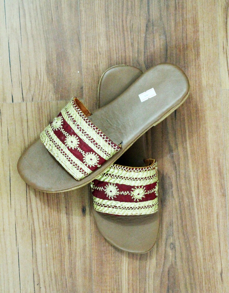 handmade afghan tilla work chappal