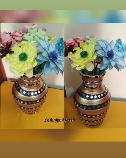 [PK5232-AR-ACR-015386] Unique Mosaic flower's Pot