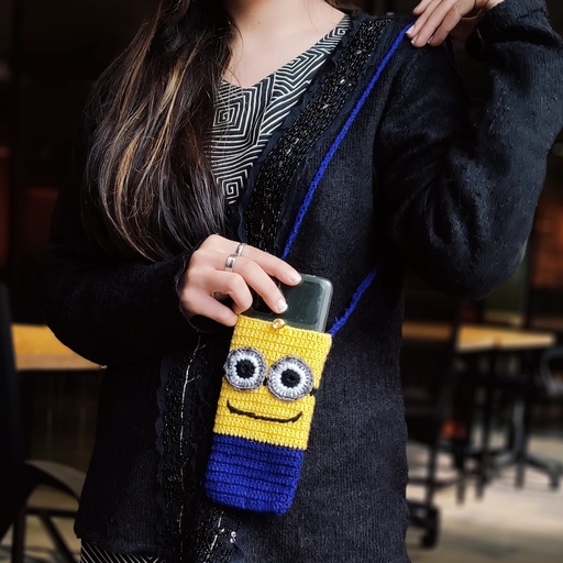 [PK6156-BG-SHO-017325] Minions Mobile Pouch