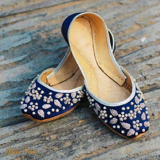 Handcrafted Dabka Work Khussa