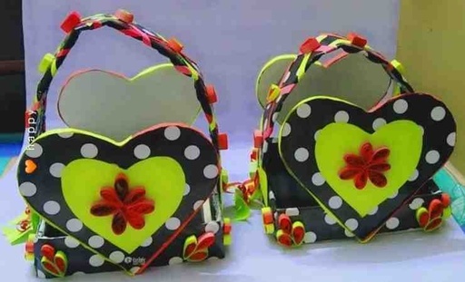 [PK5232-CF-ART-022617] Chocolate flower basket