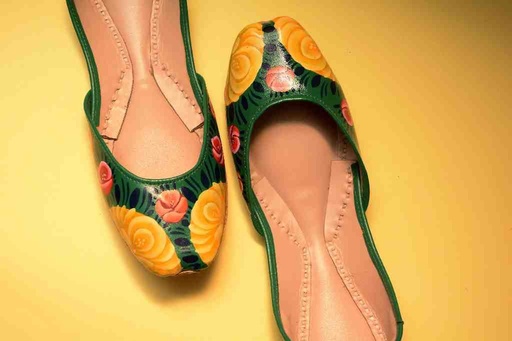  Hand Painted Truck Art Design khussa