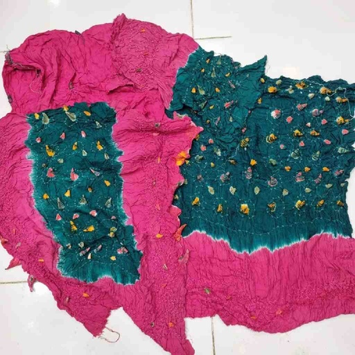 [PK7775-CW-UNS-024000] Bahawalpur Linen Chunri (3-Piece)