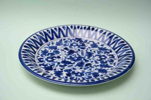 [PK0023-CF-BPO-025543] Blue Pottery Dinner Plate