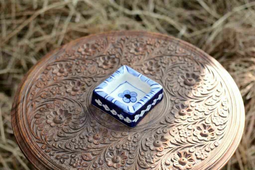 [PK0363-CF-BPO-026326] Blue Pottery Square Shaped Ashtray