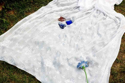 [PK2502-CW-SCF-028723] Crinkle crepe Fabric Embroided Dupatta