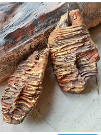 [PK5419-JW-EAR-029699] Hand sculpted earrings 